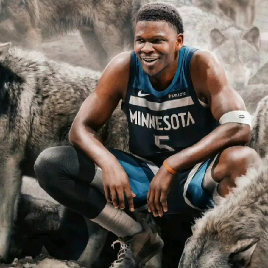 曼联鱼缸受损风波：拉什福德成巴塞罗那转会目标，荣获欧冠最佳球员